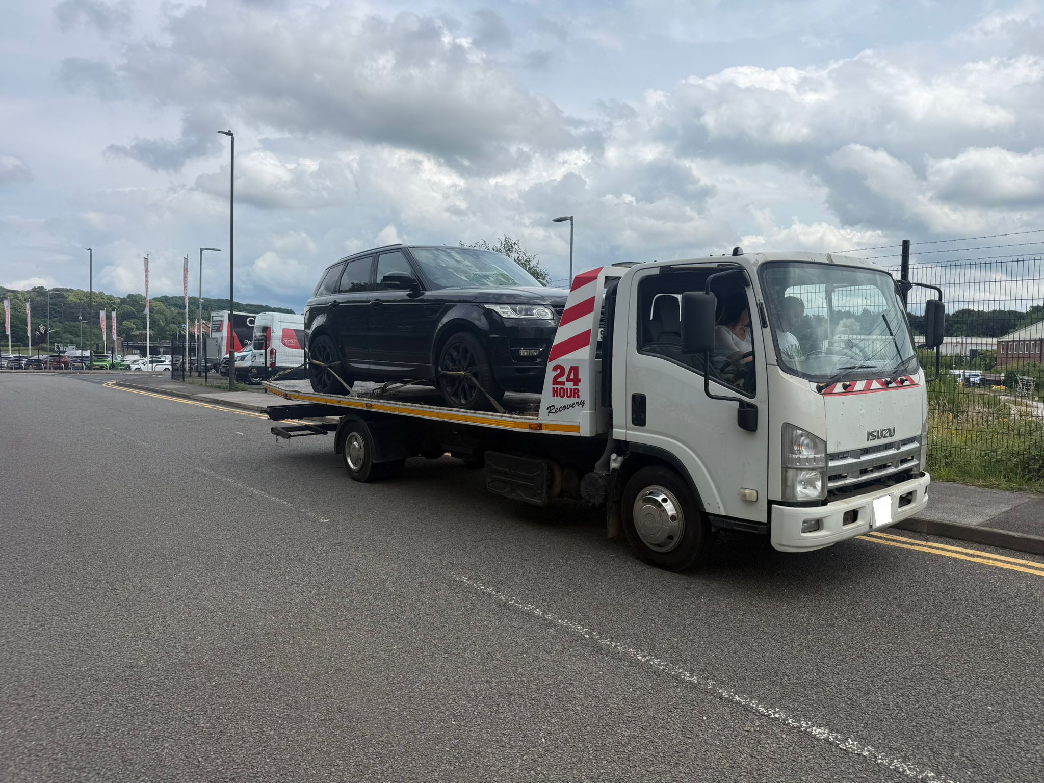 Recovery vehicle on transporter